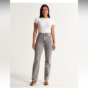 A&F Curve Love The 90’s Straight Ultra High Rise - Size 31 Long